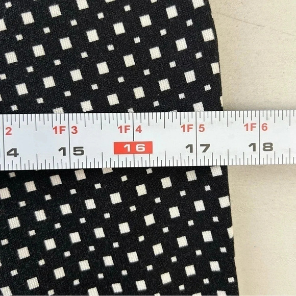 Ricki's Slim Fit Cropped Ankle Pants Slant Pocket Stretch Fit Black White Size 2 - Picture 12 of 16